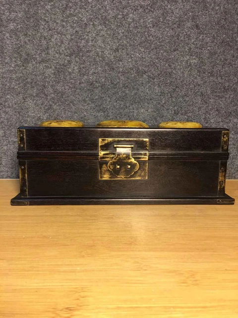 Chinese Natural Red Sandalwood Inlaid Jade Hand-carved Exquisite Boxe ai2219