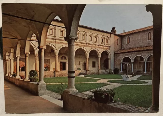 Italy Mantova Santa Maria del Gradaro il chiostro del convento - unposted