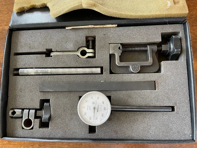 Mitutoyo No. 950-156 dial indicator set  .001-.100”