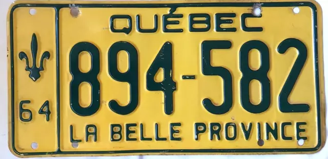 CANADA QUEBEC 894 - 582 Car Kennzeichen Auto Nummernschild gelaufen Kanada