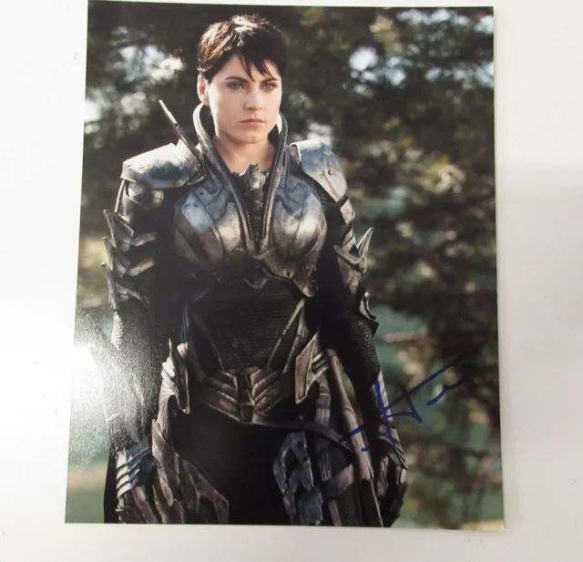 Antje Traue - Man of Steel Autogramm 20x25 Foto mit COA