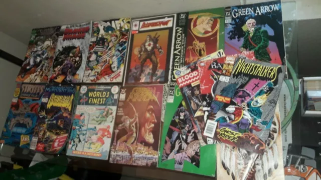 Lot of 15 Comics Signed Green Lantern, Mike Grell World's Finest, Nightstalker+