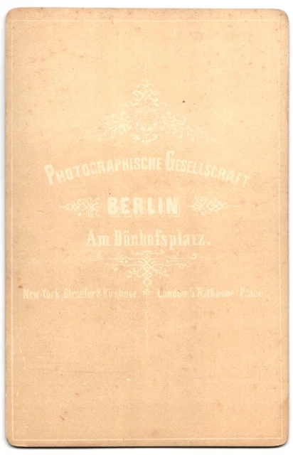 Fotografie Photographische Gesellschaft, Berlin, Dönhofsplatz, Gemälde Vaterfre 2