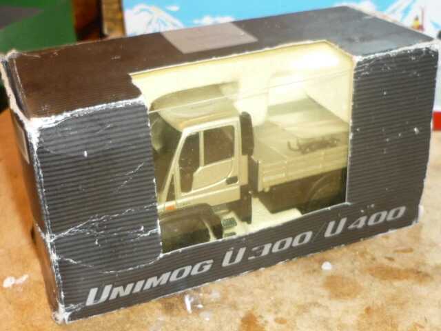 Modèle Réduit Mercedes Vito 1/43 De Chez Conrad - Référence 420 - Neuf Sous Boîte