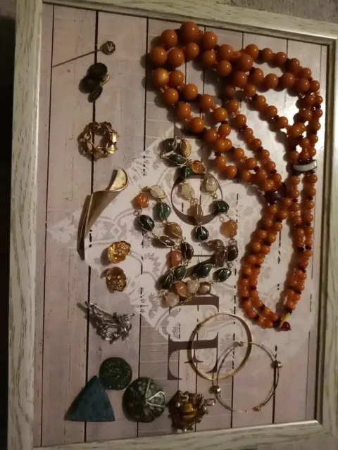 Lovely Vintage  Jewellery Job Lot  X 14 Items In Good Condition.