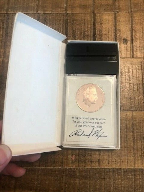 Nixon - Ufficiale Rep Nat' L Committee 1972 Presidenziale Campaign Medal -