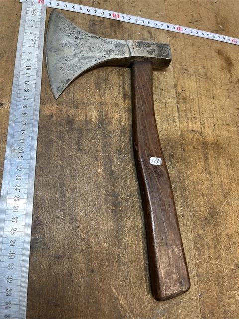 n° 234 outil ancien Old Axe Hache En Fer Forgée de Sabotier n° 234 outil ancien Old Axe Hache En Fer Forgée de Sabotier