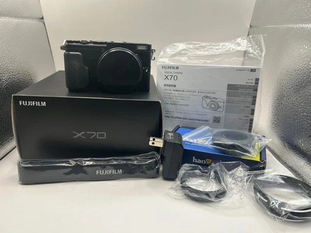 Fujifilm X70 Black 16.3MP Compact Digital Camera Black with Box Charger Hoods