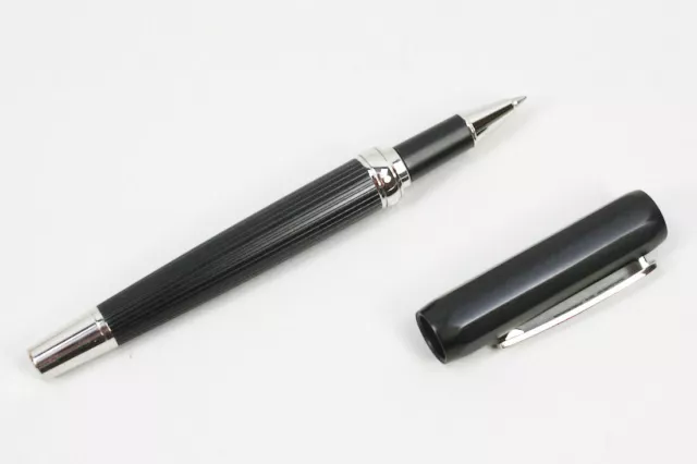 Hugo Boss Grace Chrome Tintenroller rollerball HSV9965B (159) (70)