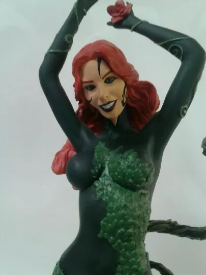 Poison Ivy Statue New 52 DC Comics Cover Girls 2012 DC Collectibles NEW SEALED