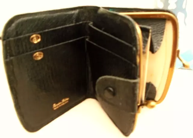 True Vintage 1940`s style Black "Leather" snap shut purse