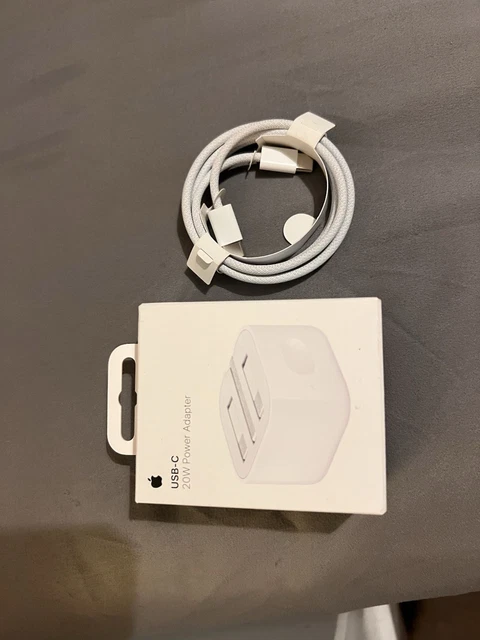Adaptateur Allume-cigare USB - Avec Câble MP3/iPod/iPhone, Bleu Foncé, Neuf