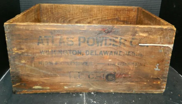 Vintage Dovetailed Atlas Powder Co. I.C.C. - I4 Wooden Crate 40% Strength Good 3