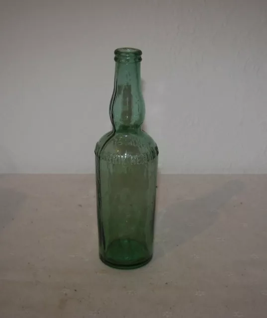 alte Flasche   " THÜRINGER  ESSENZENFABRIK Berlin.... "