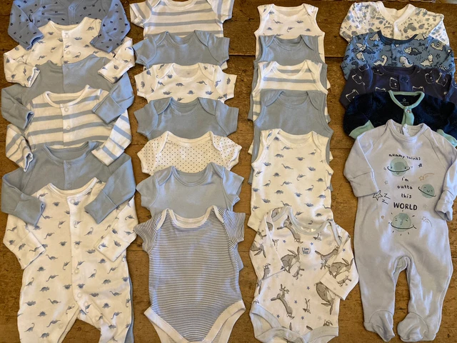 Boy Newborn Clothes Bundle (1)