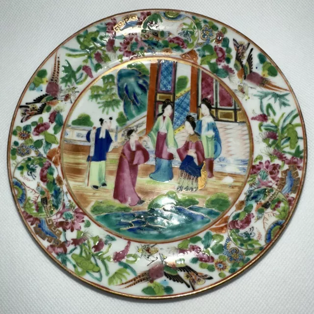 Chinese Canton porcelain Plate, c. 1850. Qing Dynasty. Rose Family Collection