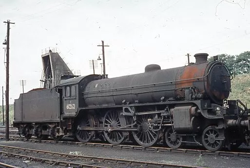 Original colour slide of 61262 ER B1 class steam loco