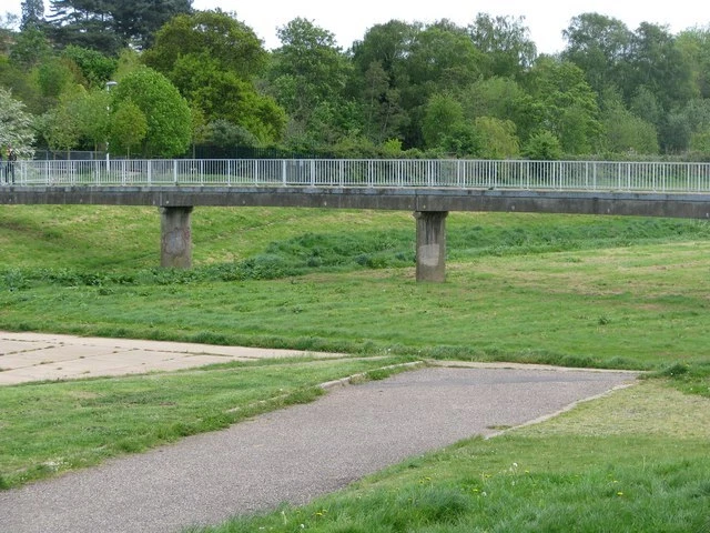Photo 6x4 Flood relief channel between the Exeter Canal and the River Exe c2009