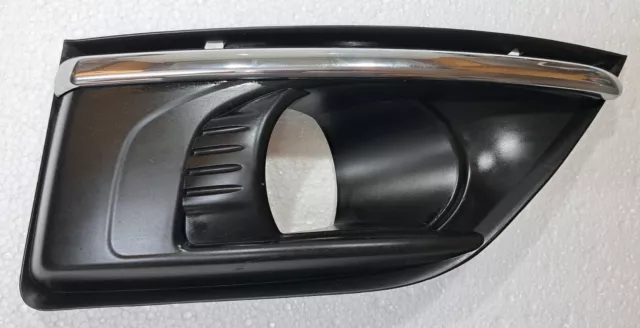 Citroen C4 Rejilla (Moldura/Carcasa) antiniebla derecho CROMADO  OEM: 9654197877