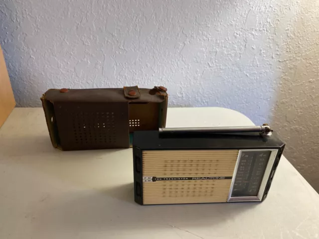 Vintage Realtone 10 Transistor Tr2051 Japan Am Fm Radio W/ Leather Case Parts