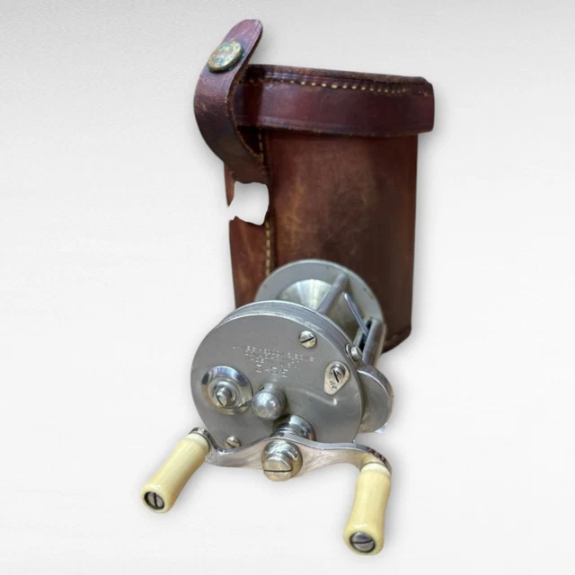 JAMES HEDDON SONS Dowagiac MI 3-35 Vintage Fishing Reel with