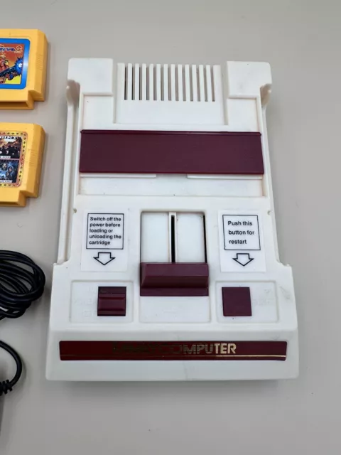 Nintendo Family Computer Famicom Konsole Japan & Controller und Spiele 3