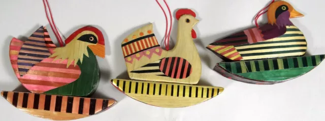 Vtg Folk Art Straw Tree Ornament Lot 3 Rocking Hens Chicken Duck Bird 4in