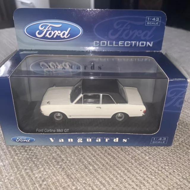 Corgi Avantguards Modell Va04100 ""Ford Cortina Mk11 Gt Hermine Weiss"" Neuwertig 1,43