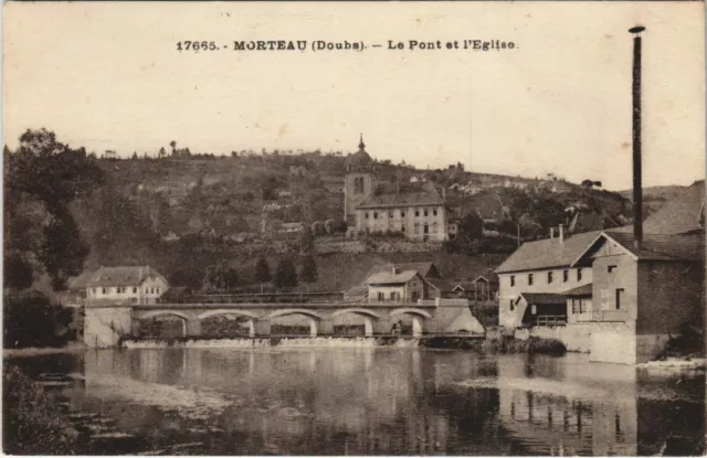 CPA MORTEAU Le Pont et l'Eglise (1115537)