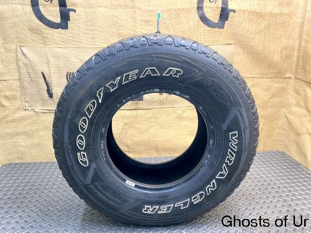 Goodyear Wrangler All Terrain A/T Adventure 31X10.50R15LT 109R Tire 10/32 Goodyear Wrangler All Terrain A/T Adventure 31X10.50R15LT 109R Tire 10/32