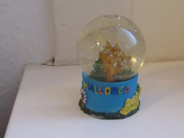 Boutiqueware trendy Schneekugel Mallorca Deko Sammeln Souvenir