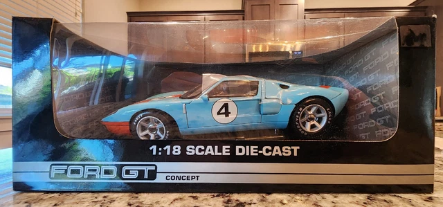 The Beanstalk Group 1:18 2005 Ford GT-40 Gulf #4 Ford GT Concept 10023