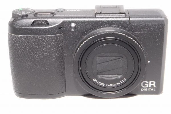 [Normal item] RICOH digital camera GR DIGITAL III #135working Used