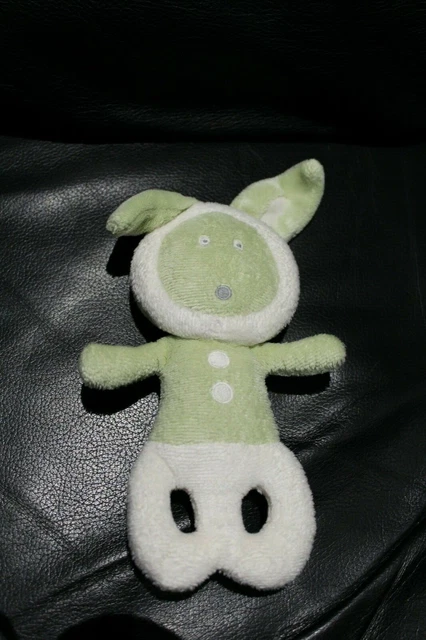 Doudou peluche style hochet lapin chien vert et blanc OBAIBI brodé bouton TTBE