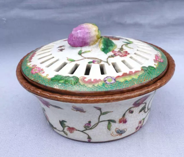 Vintage Chinese Hand Painted Porcelain Scent Potpourri Lidded Box Wong Lee