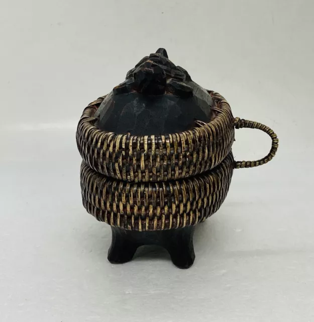 Vintage 1970s Indonesian Woven Wooden Trinket Box Carved Turtle 4” Art Decor 16 3