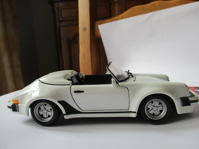 AX534 MINICHAMPS 1/43 1:43 Porsche 911 Carrera 4S Cabriolet Bleu Ref 020 130 0K EUR 74,99 - FR AX534 MINICHAMPS 1/43 1:43 Porsche 911 Carrera 4S Cabriolet Bleu Ref 020 130 0K EUR 74,99 - FR