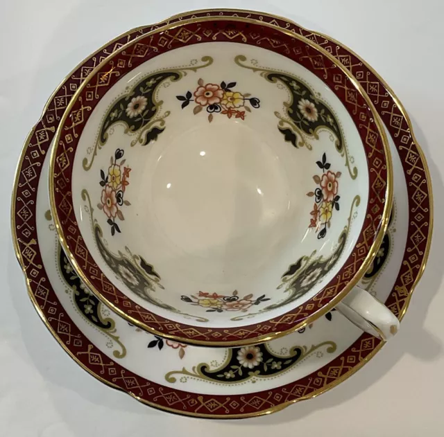 1936 Royal Grafton Vintage Porcelain Bone China Tea Cup & Saucer