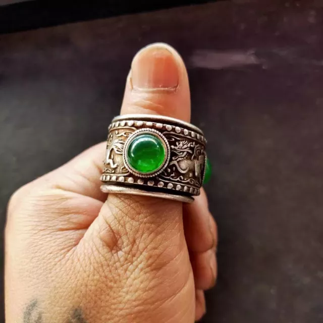 AMAZING VINTAGE OLD Miao Silver Inlay Jade Carved BEAST Rotate Thumb Ring sd4