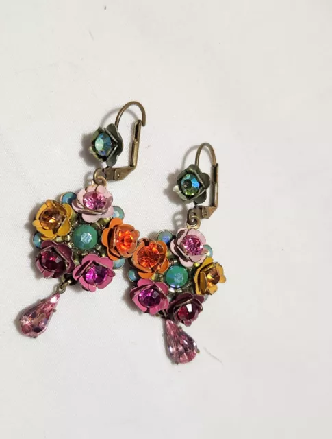 Michal Negrin Pretty Vtg. Earrings Flower Design Omega Bk