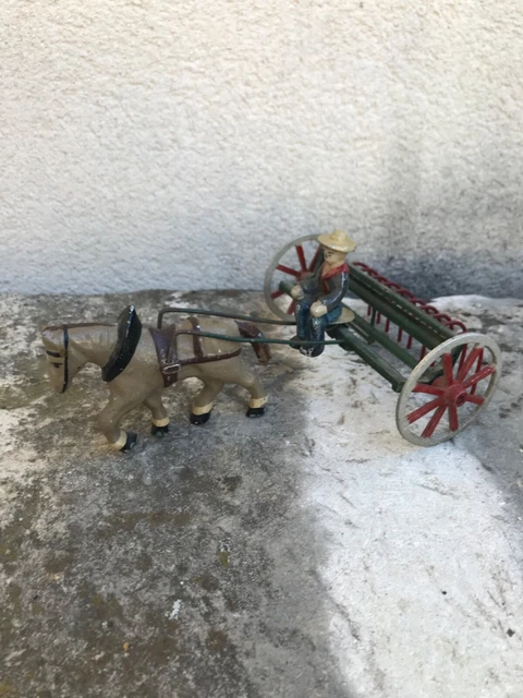 CHEVAL D’ATTELAGE EN TÔLE MADE IN JAPAN ANCIEN JOUET