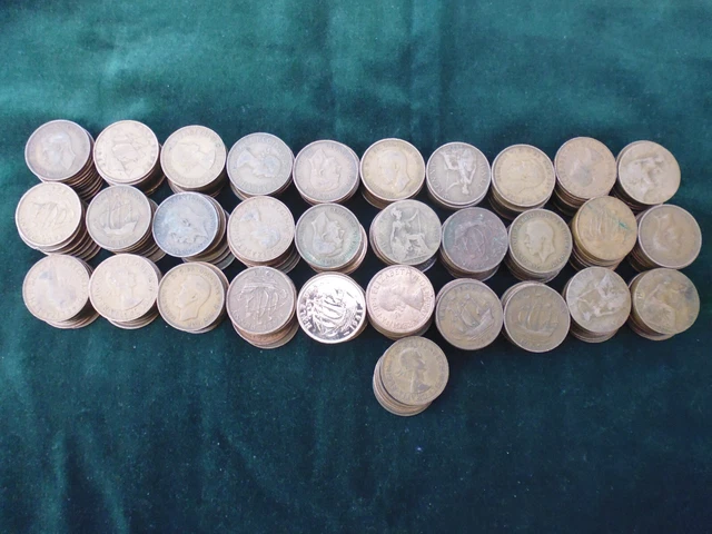 300 pre decimal half pennies 1.70 Kilo various dates. 