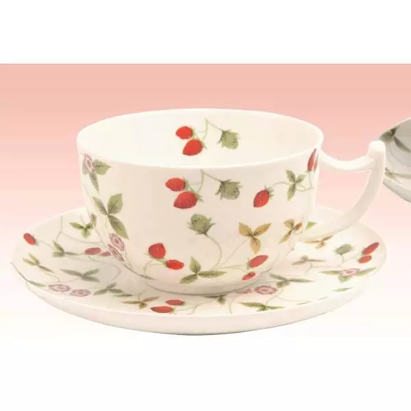 Tasse mit Untertasse MIRELLA Erdbeeren für 500ml Porzellan weiß rot TeaLogic