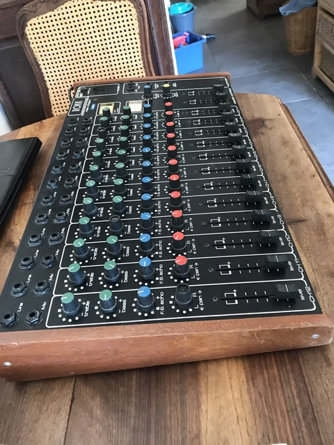 ANCIENNE TABLE DE mixage Rokk Stereo Mixing Console-England 1970 EUR 226,00 - FR