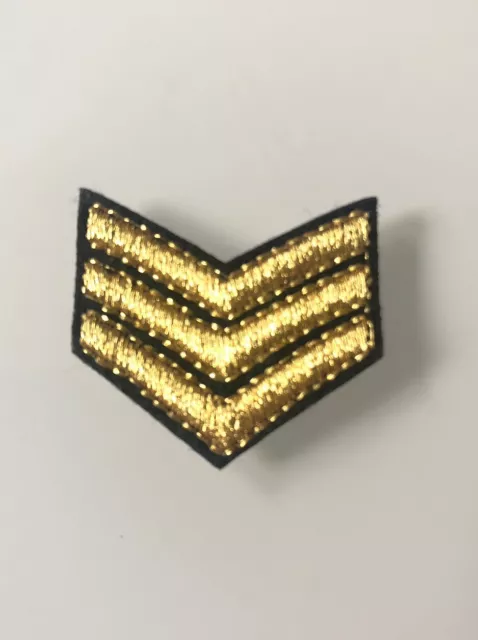 Patch écusson brodé Insigne militaire Armée fil couleur or thermocollant custom