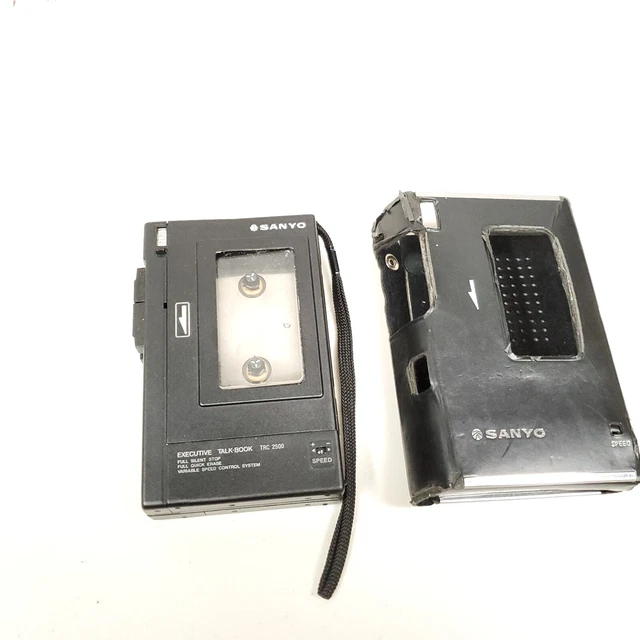 VINTAGE JAPAN MADE Sanyo TRC 2500 Talk Book Portable Cassette Player