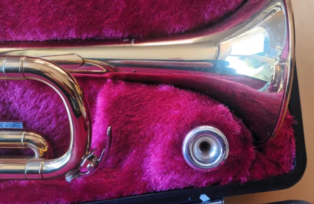 Yamaha YTR1335 Trumpet - Second Hand - Good Condition 3