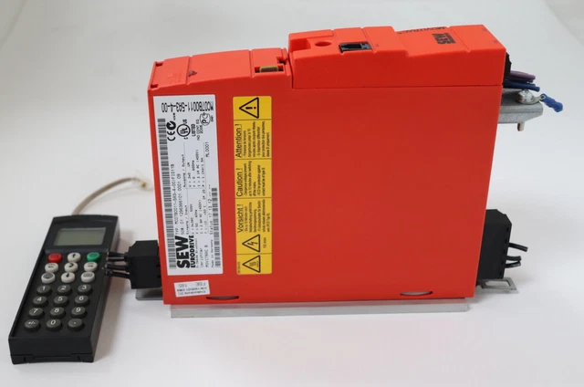 SEW EURODRIVE MOVITRAC B MC07B0011-5A3-4-00/FI011B Umrichter inkl ...