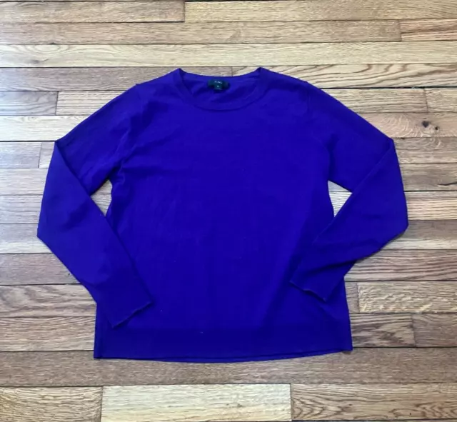 J Crew Sweater Womens Size Medium 100% Merino Wool Thin Knit Purple Crewneck