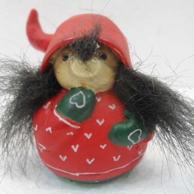 8 rosso n° 3 CANDY distribuzione SECOT GNOMY NORVEGESI in resina piccoli cm 